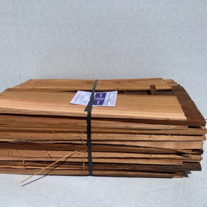 Cedar Shake | #1 Mediums | 1/2″ butt – 24″ long | 10″ exposure